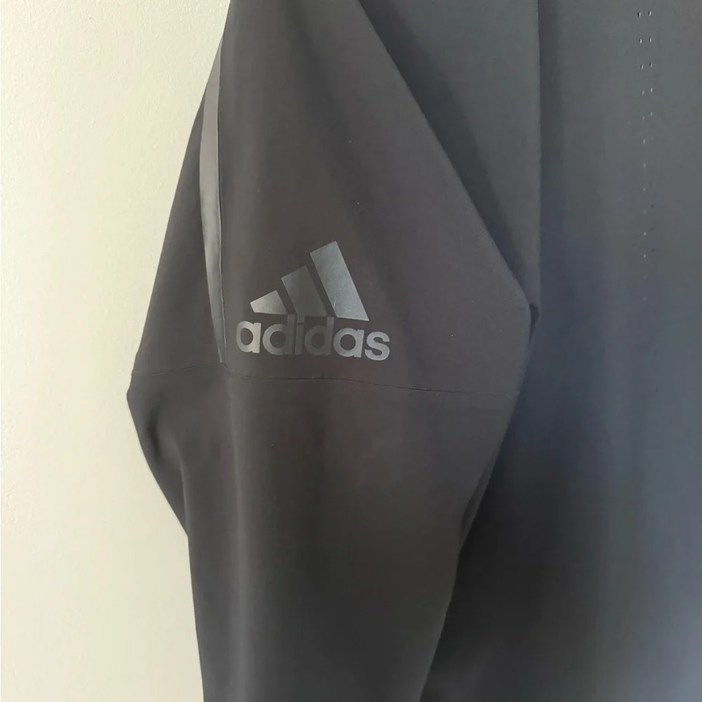 Adidas REVERSIBLE Men's Black Windbreaker Jacket
